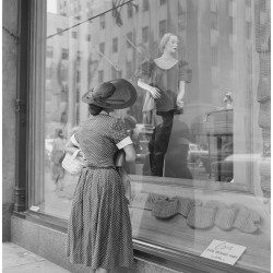 Saks Fifth Avenue