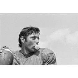 Joe Namath Blowing Bubble