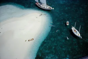 Stocking Island, Bahamas 1964, Slim Aarons