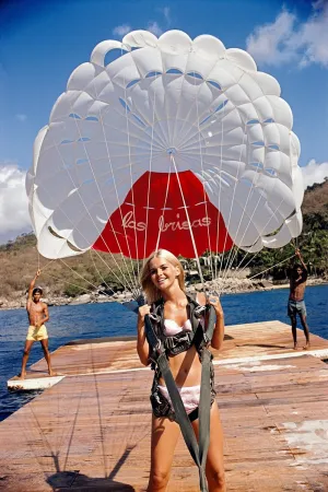 Paraglider, 1968, Slim Aarons