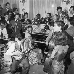 An impromptu concert in Rome