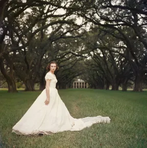 Southern Belle, Oak Alley 1957, Slim Aarons