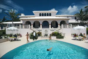 McMartin Villa, Bermuda 1977, Slim Aarons