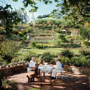 Dining Al Fresco, Barbados 1976, Slim Aarons