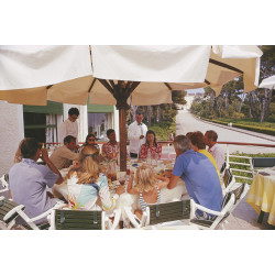 Alfresco Dining