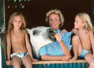 Anina Cuevas, Marbella 1982, Slim Aarons