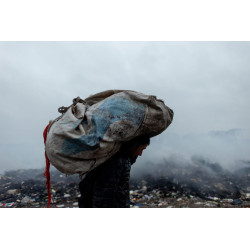 Rubbish Collector (Lujan)