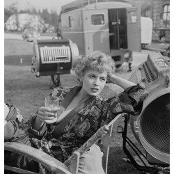 Eva Bartok